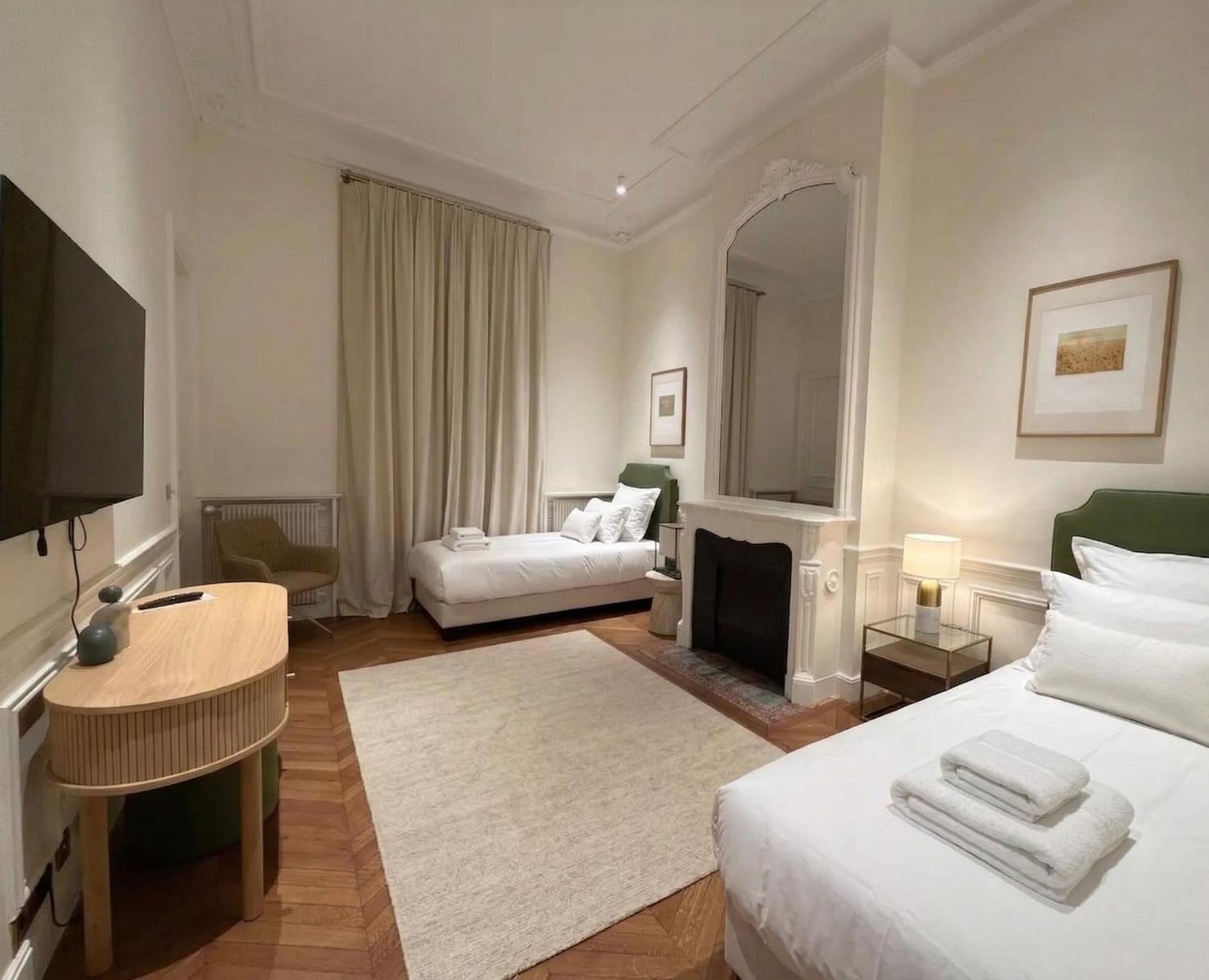 Appartamento 3br Pierre Charron Champs Elysee *